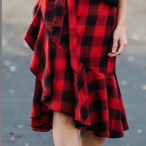 AMARYLLIS | Red and black plaid ruffled wrap skirt